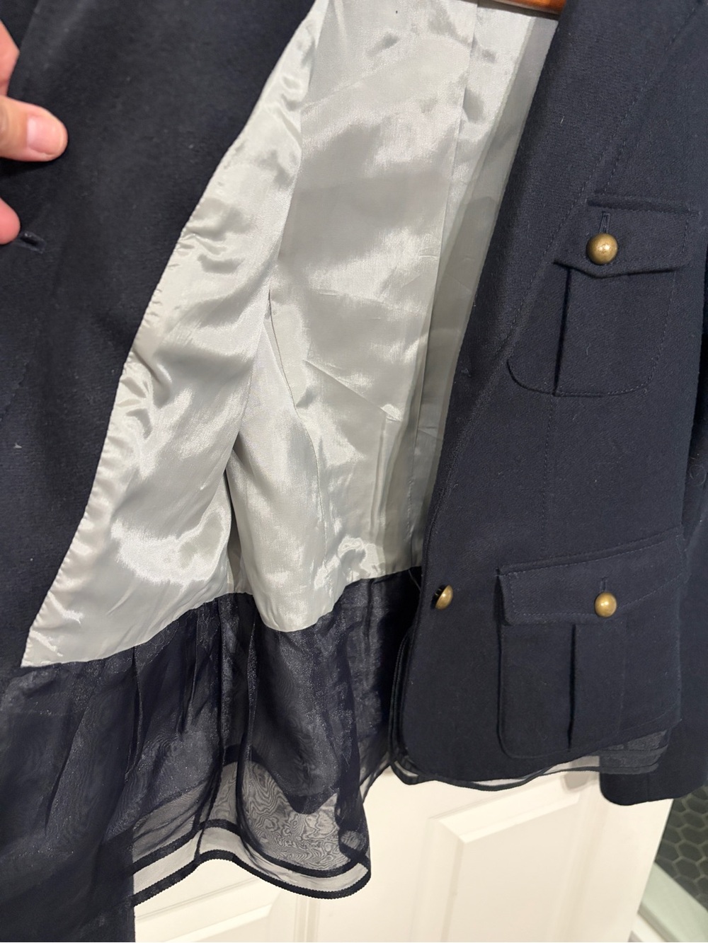 Beautiful Loft size 2 women’s wool  
navy blue military blazer with ruffle hem. - Picture 6 of 10
